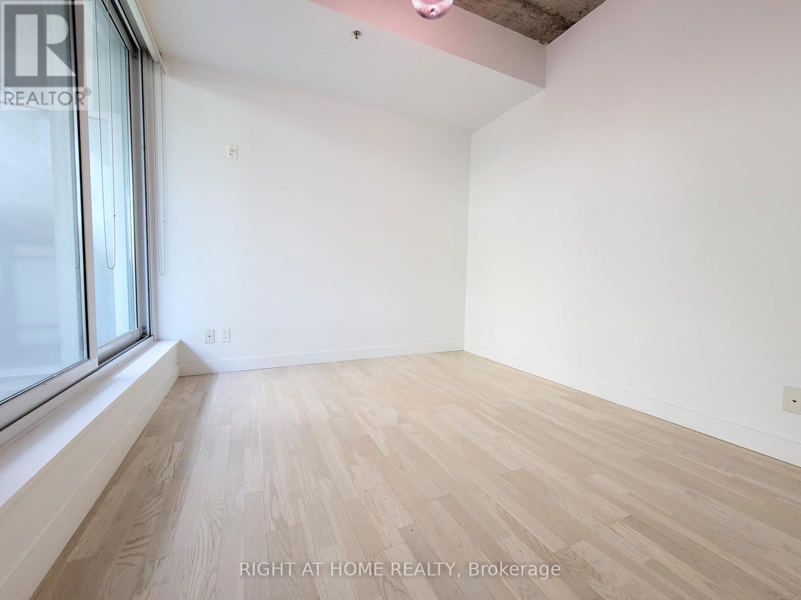 808 - 75 Portland Street, Toronto, Ontario  M5V 2M9 - Photo 13 - C12699138