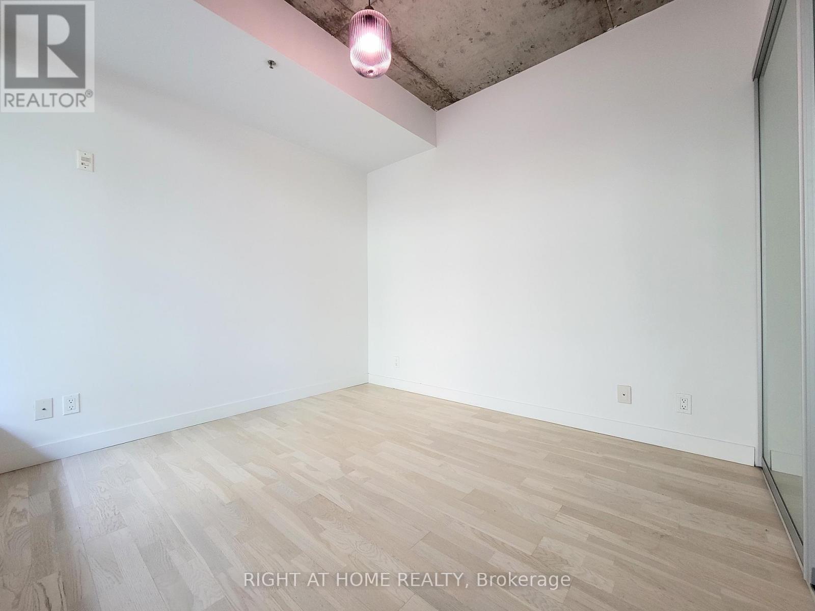 808 - 75 Portland Street, Toronto, Ontario  M5V 2M9 - Photo 17 - C12699138