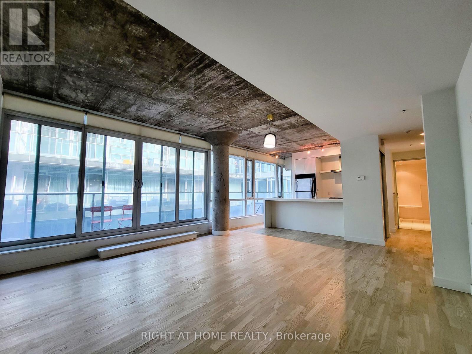 808 - 75 Portland Street, Toronto, Ontario  M5V 2M9 - Photo 2 - C12699138