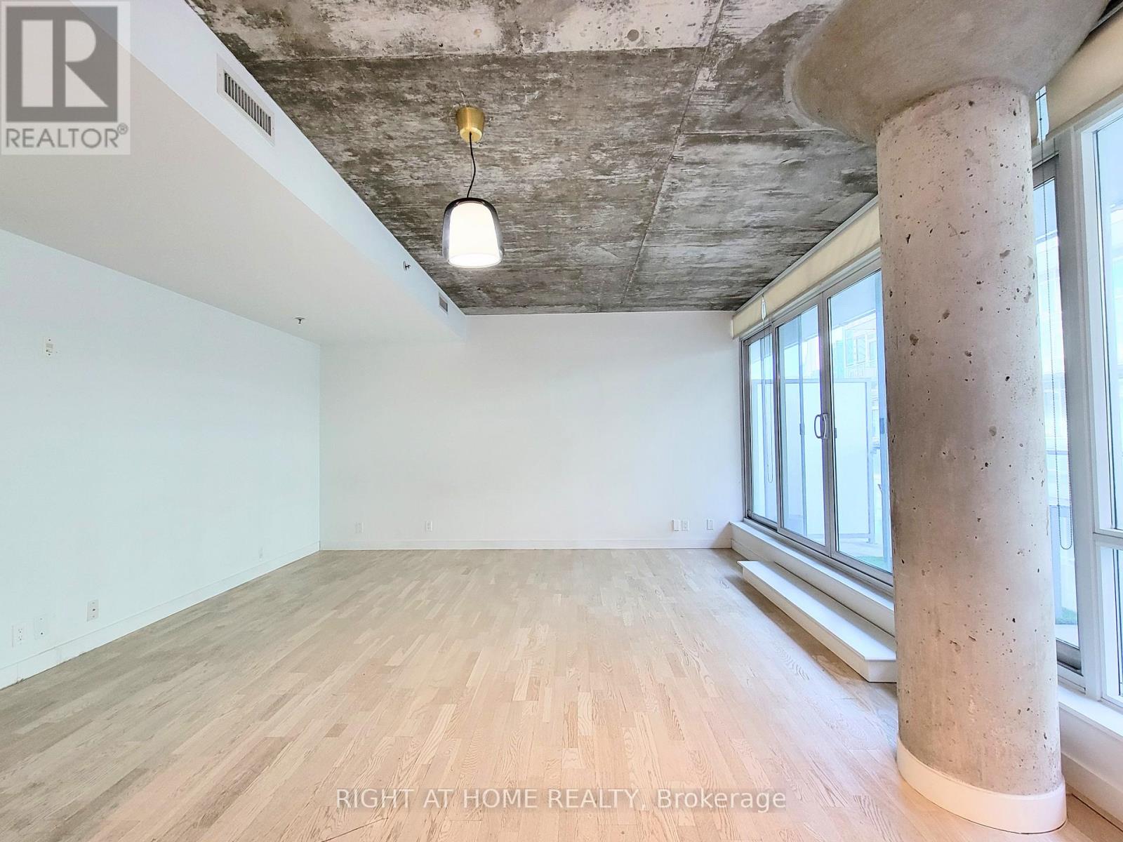 808 - 75 Portland Street, Toronto, Ontario  M5V 2M9 - Photo 4 - C12699138