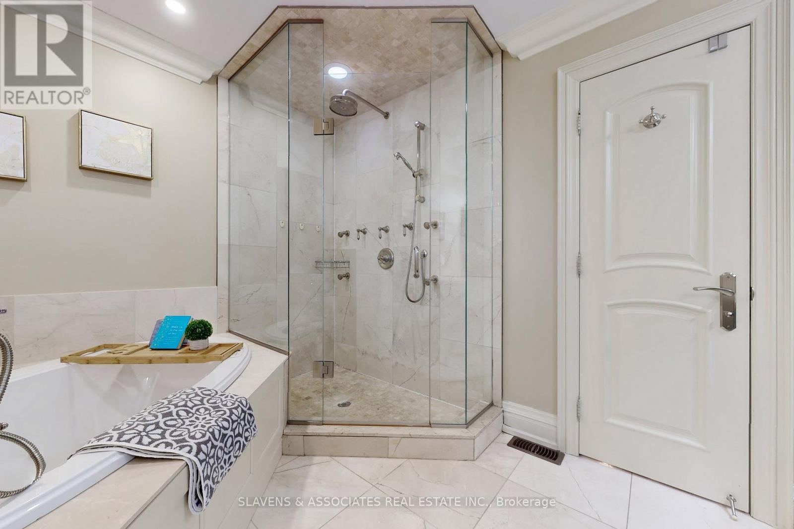 130 York Mills Road, Toronto, Ontario  M2L 1K6 - Photo 26 - C12699146