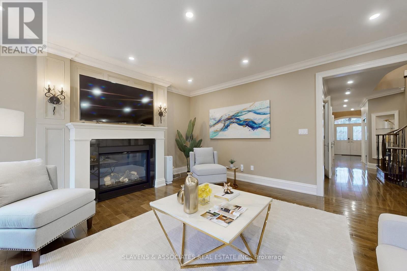 130 York Mills Road, Toronto, Ontario  M2L 1K6 - Photo 6 - C12699146