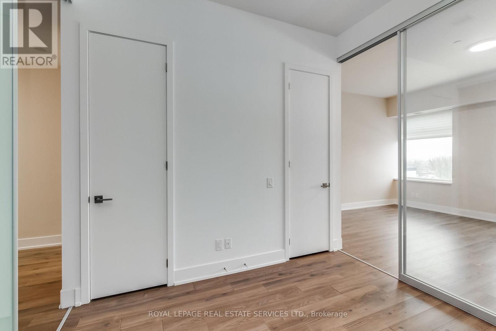 516 - 111 St Clair Avenue W, Toronto, Ontario  M4V 1N5 - Photo 12 - C12699156