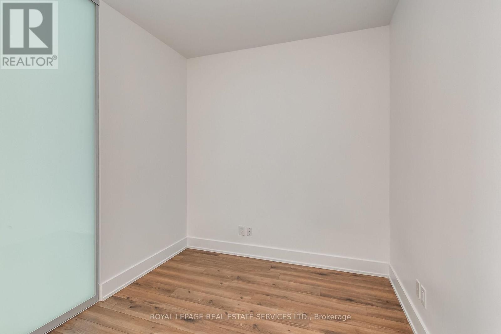 516 - 111 St Clair Avenue W, Toronto, Ontario  M4V 1N5 - Photo 17 - C12699156