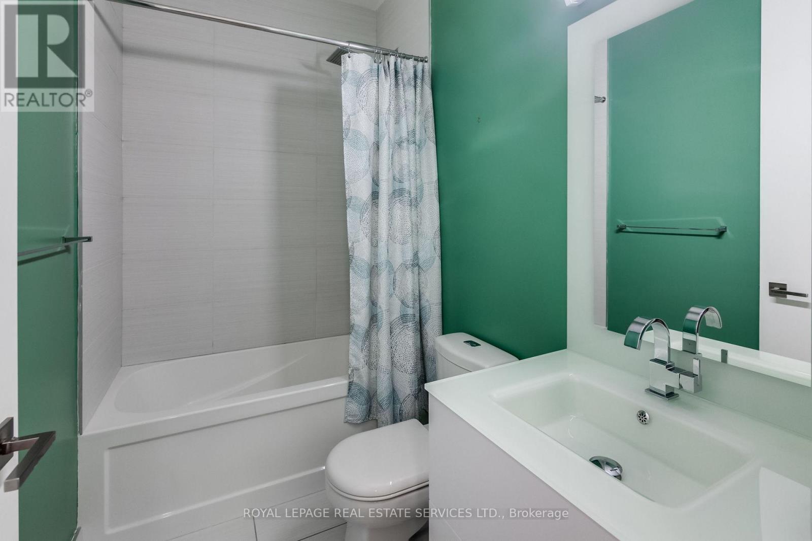 516 - 111 St Clair Avenue W, Toronto, Ontario  M4V 1N5 - Photo 19 - C12699156