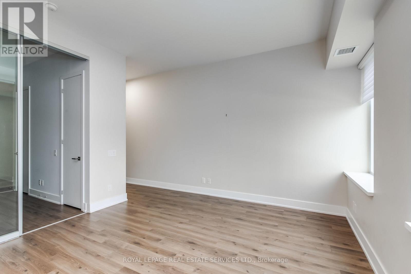 516 - 111 St Clair Avenue W, Toronto, Ontario  M4V 1N5 - Photo 9 - C12699156