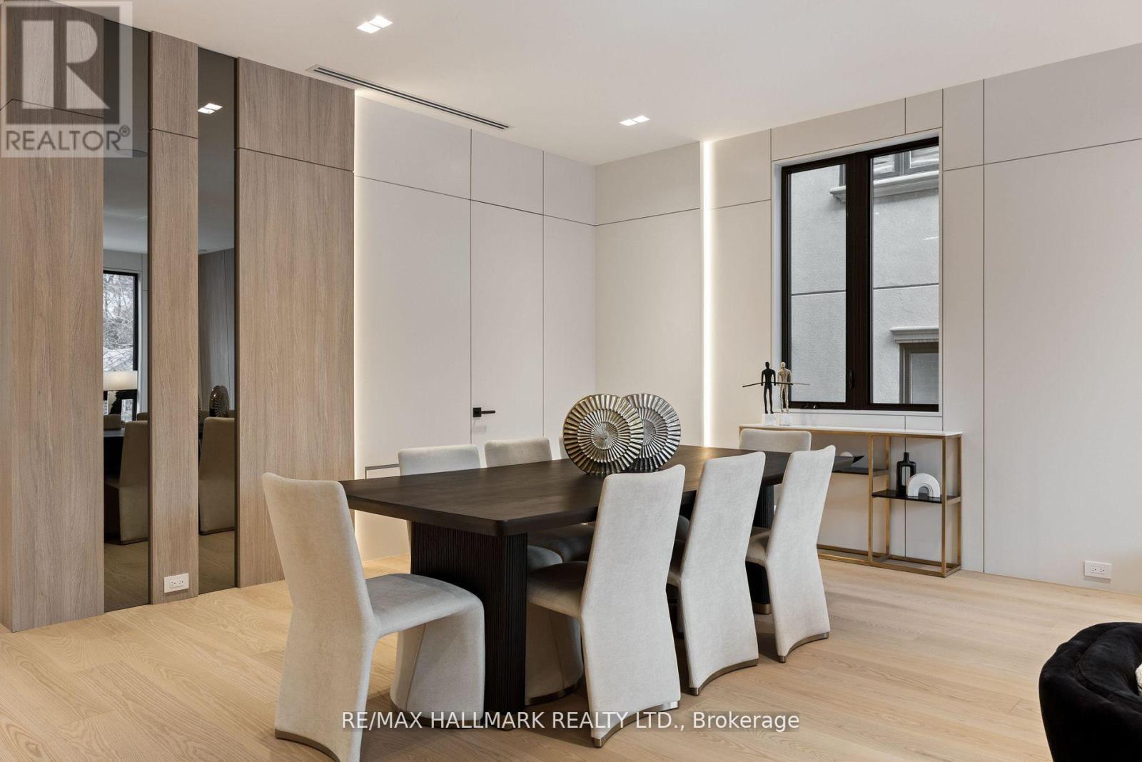 652 Bedford Park Avenue, Toronto, Ontario  M5M 1K4 - Photo 8 - C12699176