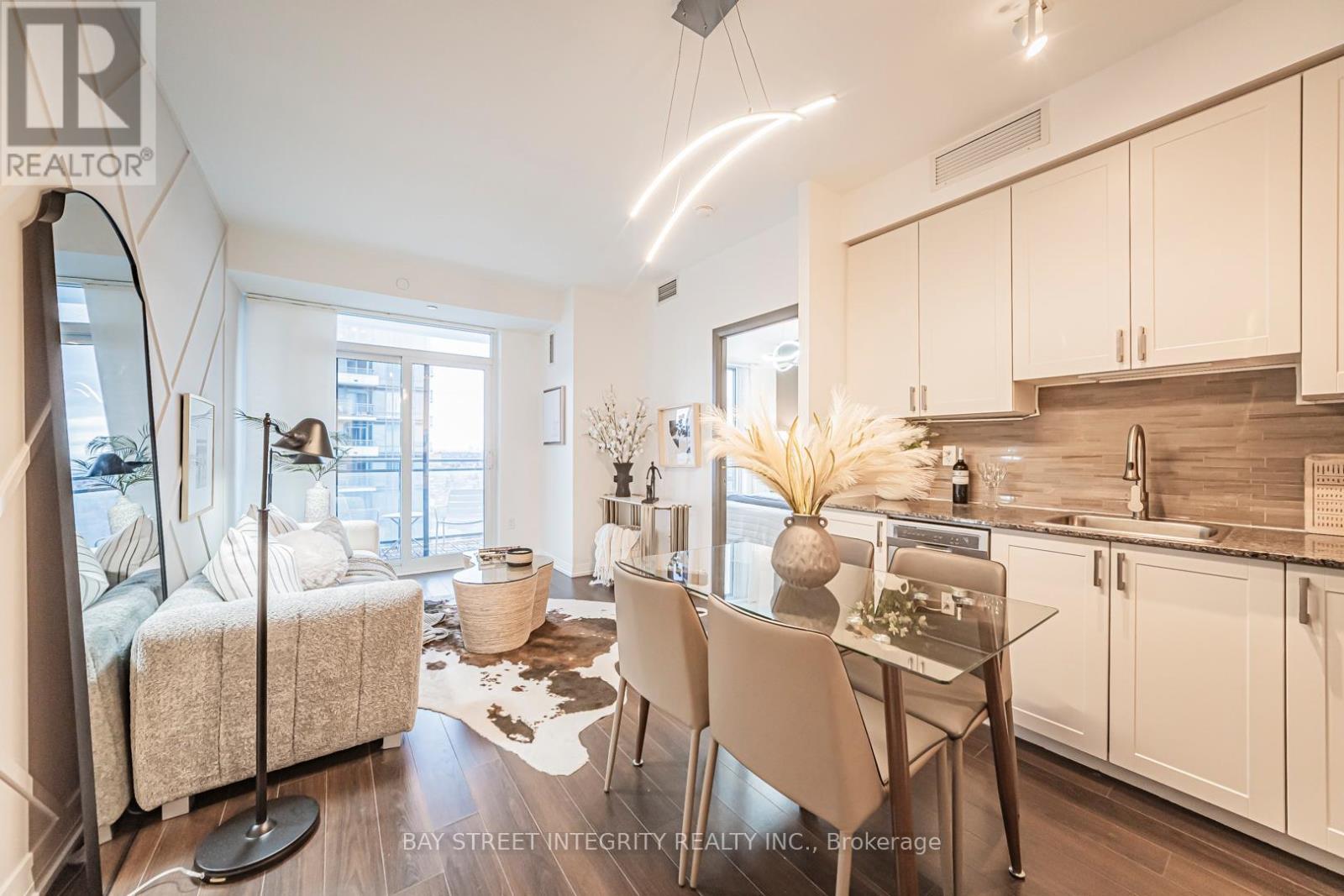 2002 - 55 Ann O'reilly Road, Toronto, Ontario  M2J 0E1 - Photo 3 - C12699236