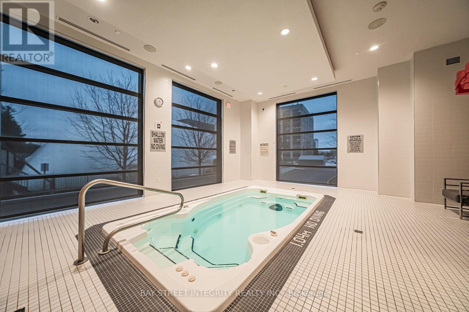 2002 - 55 Ann O'reilly Road, Toronto, Ontario  M2J 0E1 - Photo 38 - C12699236