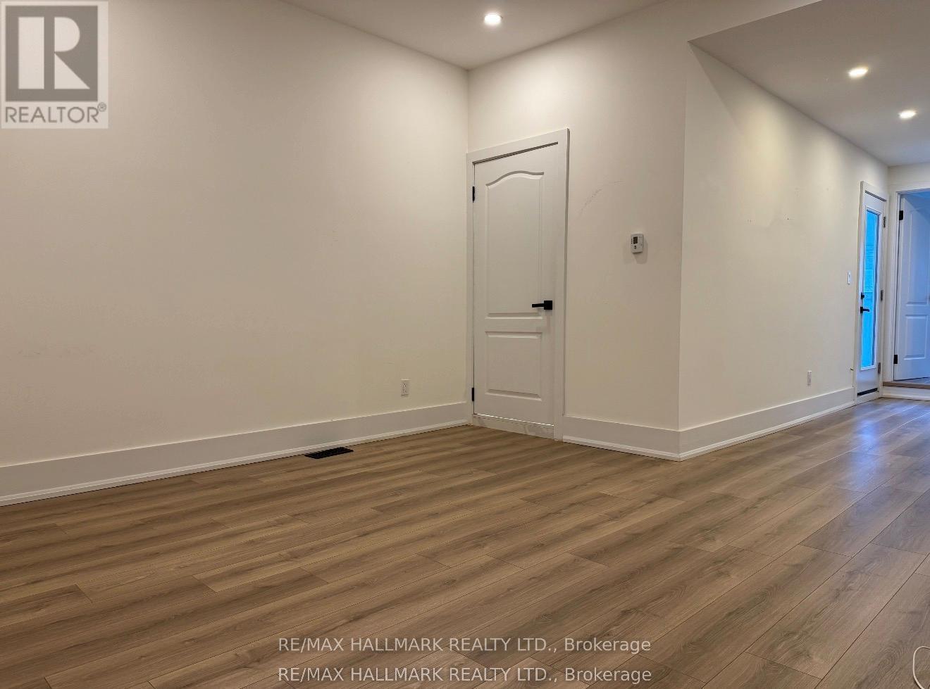 Main - 13 Brookfield Street, Toronto, Ontario  M6J 3A8 - Photo 3 - C12699266