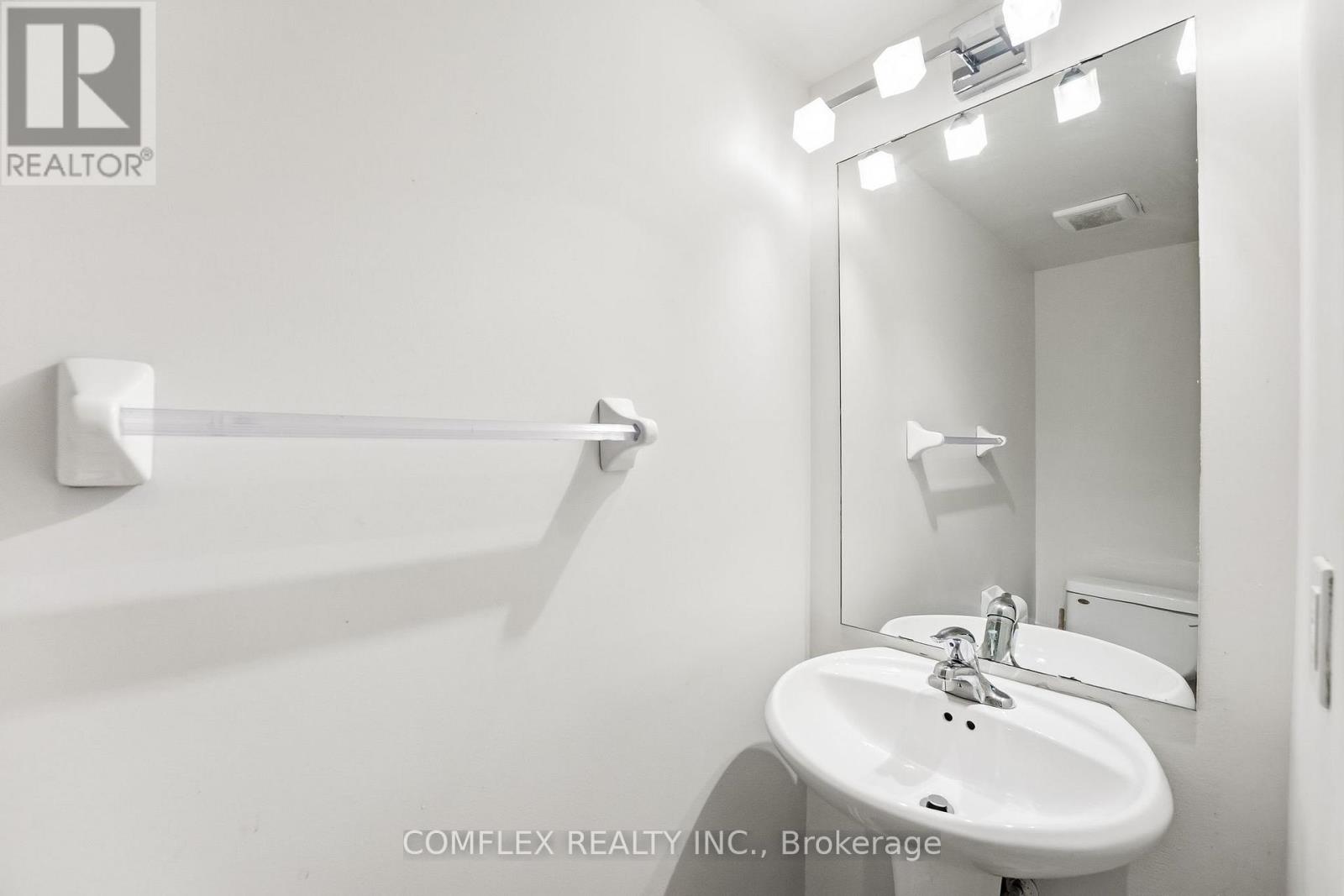 16 Barkdale Way, Whitby, Ontario  L1N 0E9 - Photo 21 - E12699018