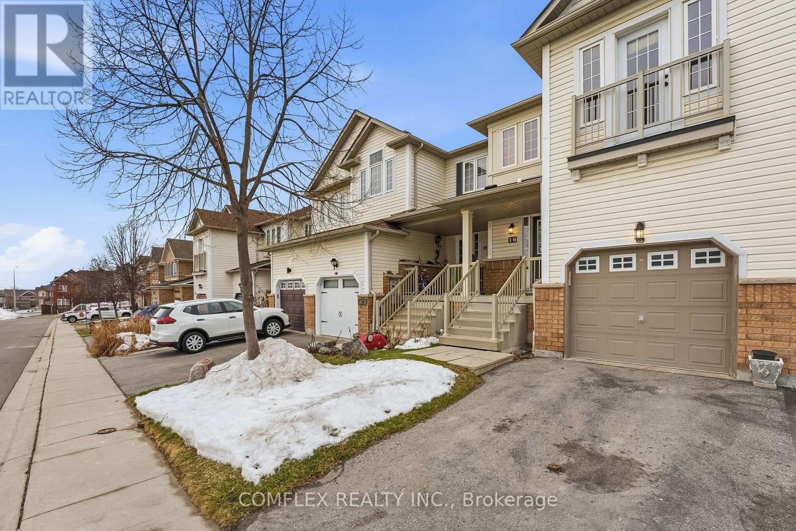 16 Barkdale Way, Whitby, Ontario  L1N 0E9 - Photo 3 - E12699018