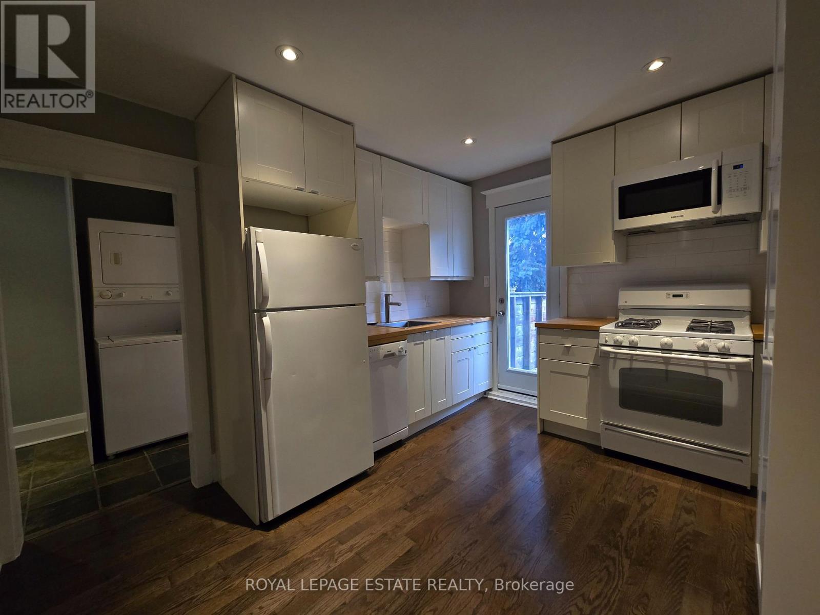 Upper Level - 265 Willow Avenue, Toronto, Ontario  M4E 3K6 - Photo 10 - E12699066