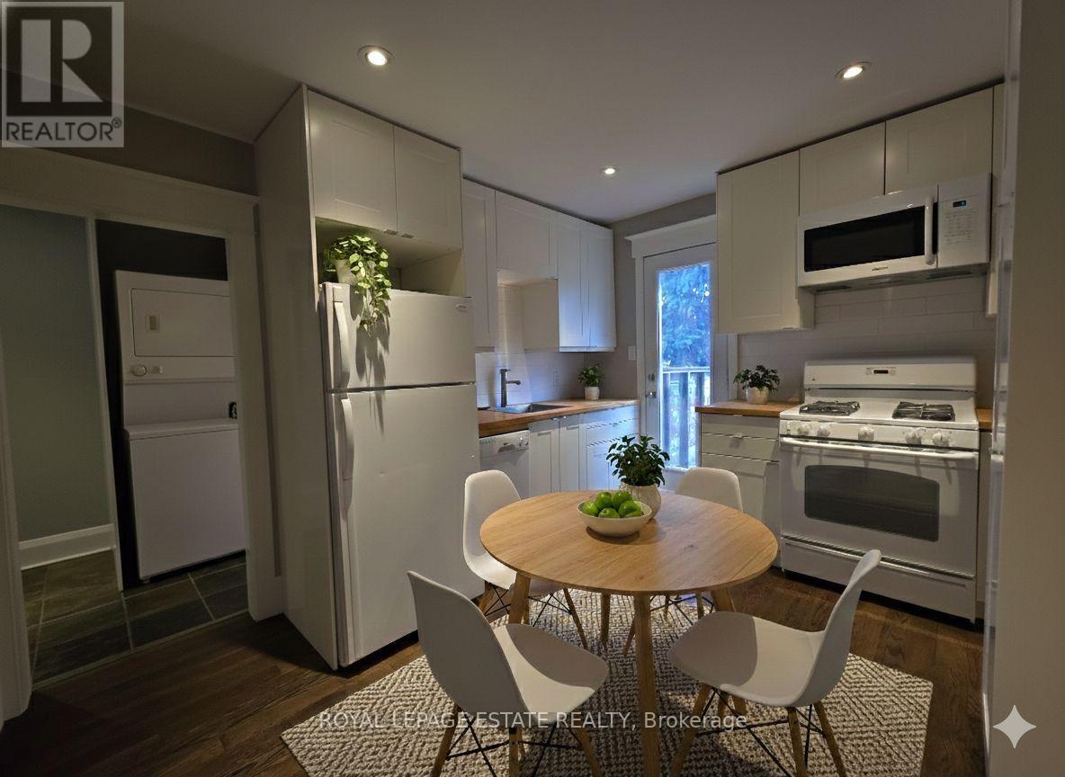 Upper Level - 265 Willow Avenue, Toronto, Ontario  M4E 3K6 - Photo 9 - E12699066