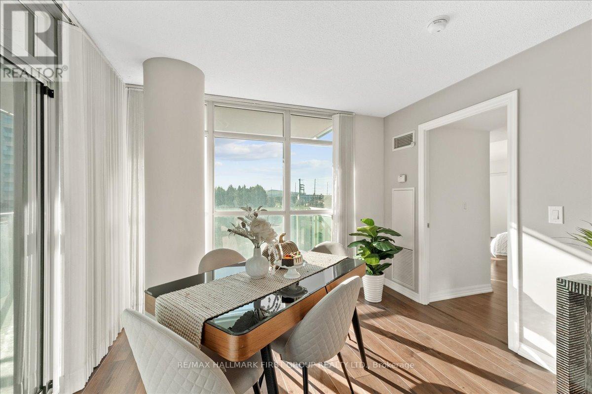 303 - 1600 Charles Street, Whitby, Ontario  L1N 0G4 - Photo 11 - E12699096