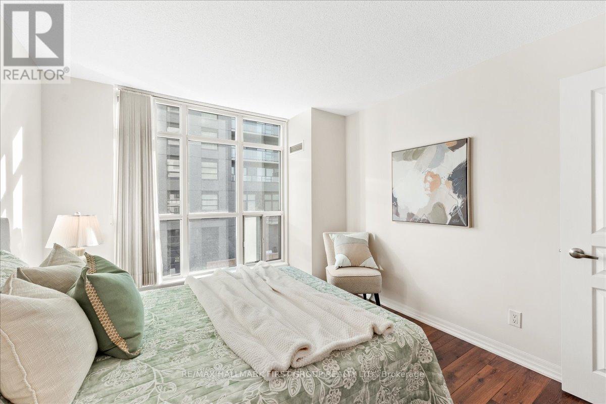 303 - 1600 Charles Street, Whitby, Ontario  L1N 0G4 - Photo 17 - E12699096