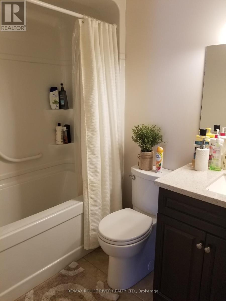 211 Ravenscroft Road, Ajax, Ontario  L1T 2T5 - Photo 34 - E12699148