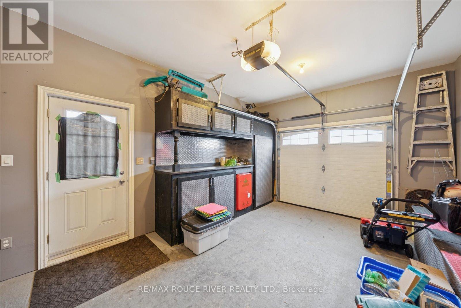 211 Ravenscroft Road, Ajax, Ontario  L1T 2T5 - Photo 36 - E12699148