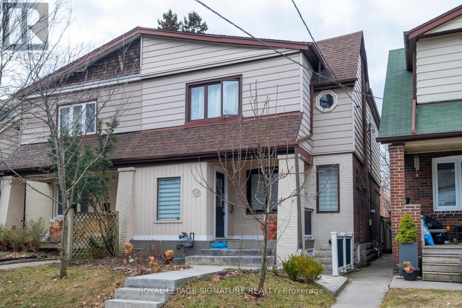 Lower - 36 Thyra Avenue, Toronto, Ontario  M4C 5G5 - Photo 1 - E12699256