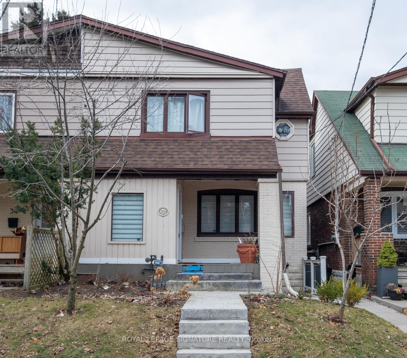 Lower - 36 Thyra Avenue, Toronto, Ontario  M4C 5G5 - Photo 2 - E12699256