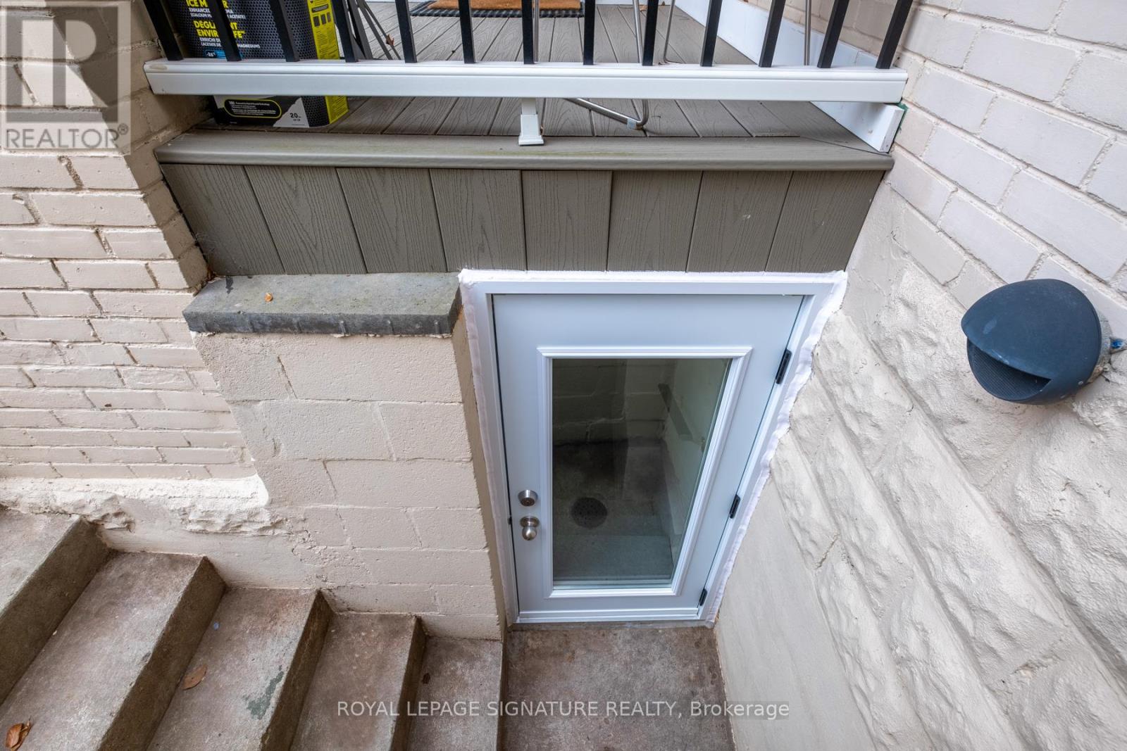 Lower - 36 Thyra Avenue, Toronto, Ontario  M4C 5G5 - Photo 20 - E12699256