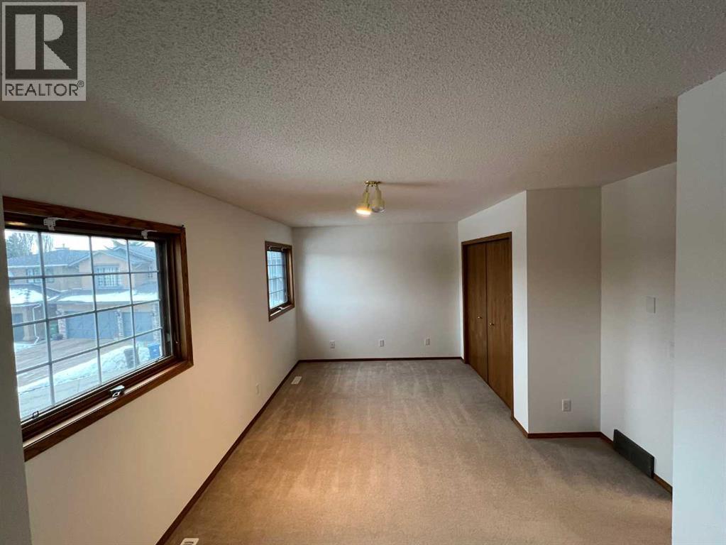 127 Douglasbank Court Se, Calgary, Alberta  T2Z 2C3 - Photo 19 - A2279428