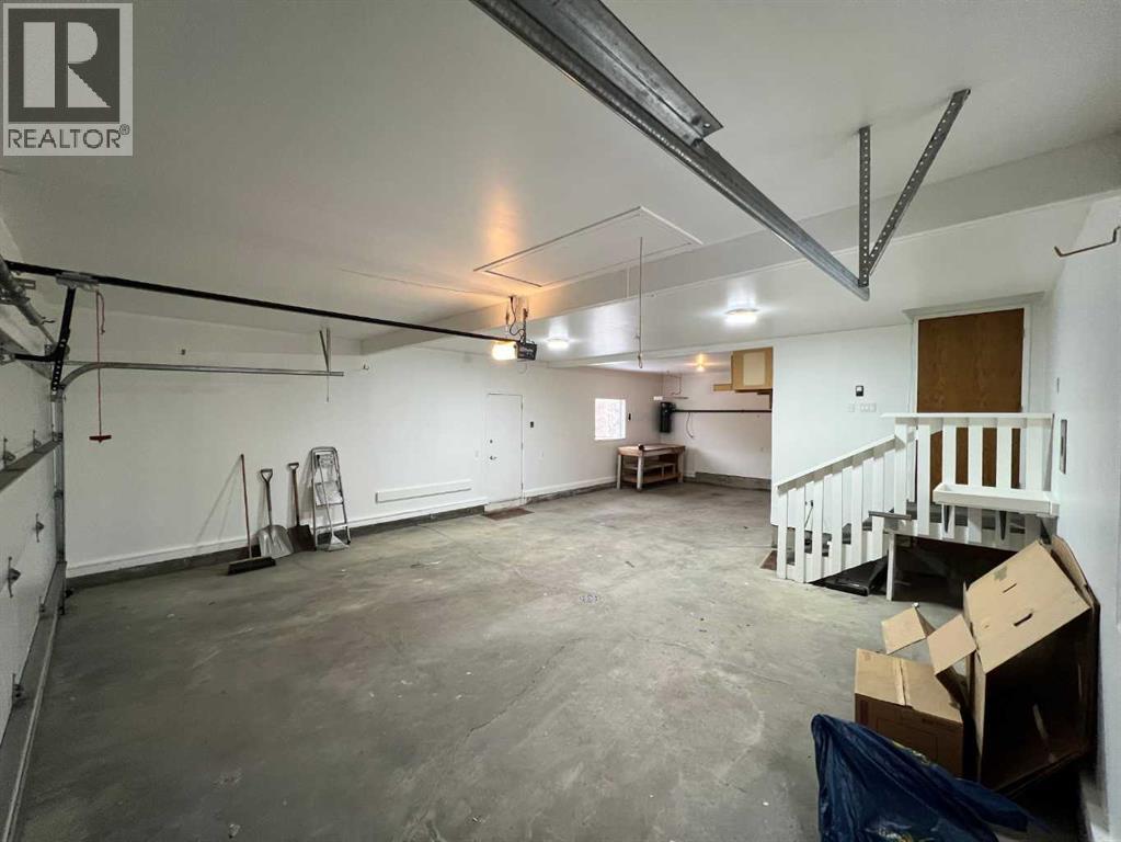 127 Douglasbank Court Se, Calgary, Alberta  T2Z 2C3 - Photo 26 - A2279428