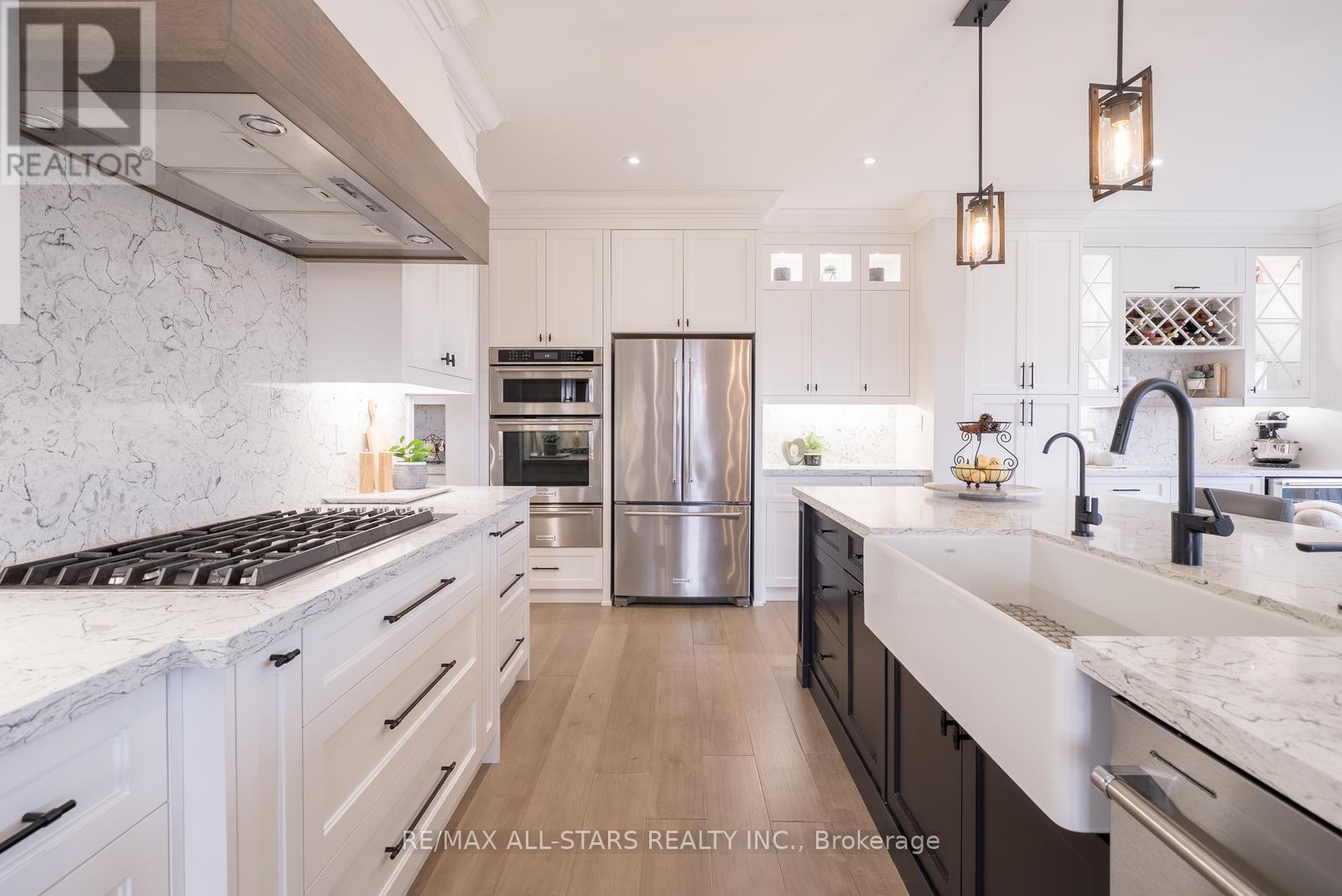 58 Boundary Boulevard, Whitchurch-Stouffville, Ontario  L4A 4W2 - Photo 12 - N12699006