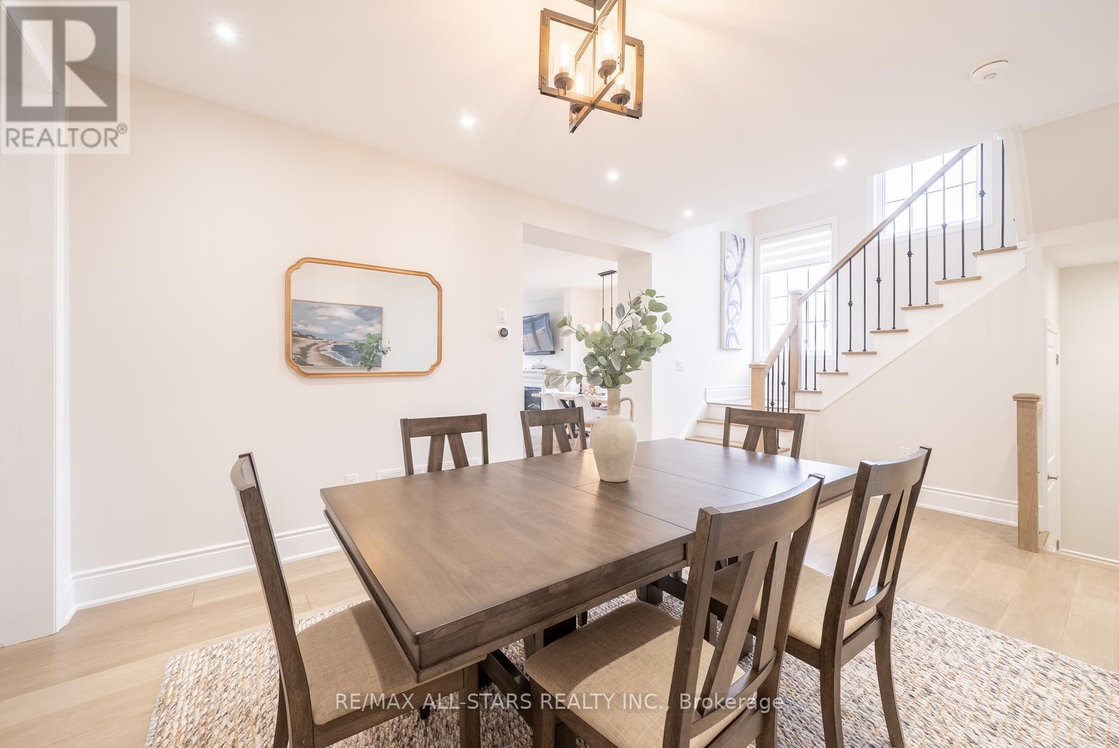 58 Boundary Boulevard, Whitchurch-Stouffville, Ontario  L4A 4W2 - Photo 6 - N12699006