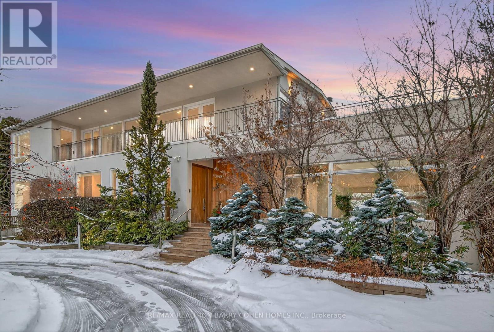 33 Fairway Heights Drive, Markham, Ontario  L3T 3A7 - Photo 2 - N12699012