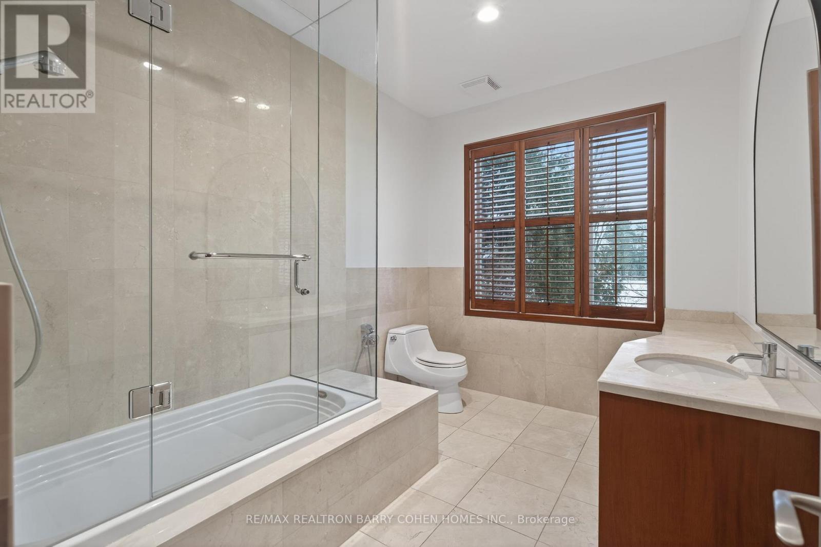 33 Fairway Heights Drive, Markham, Ontario  L3T 3A7 - Photo 26 - N12699012