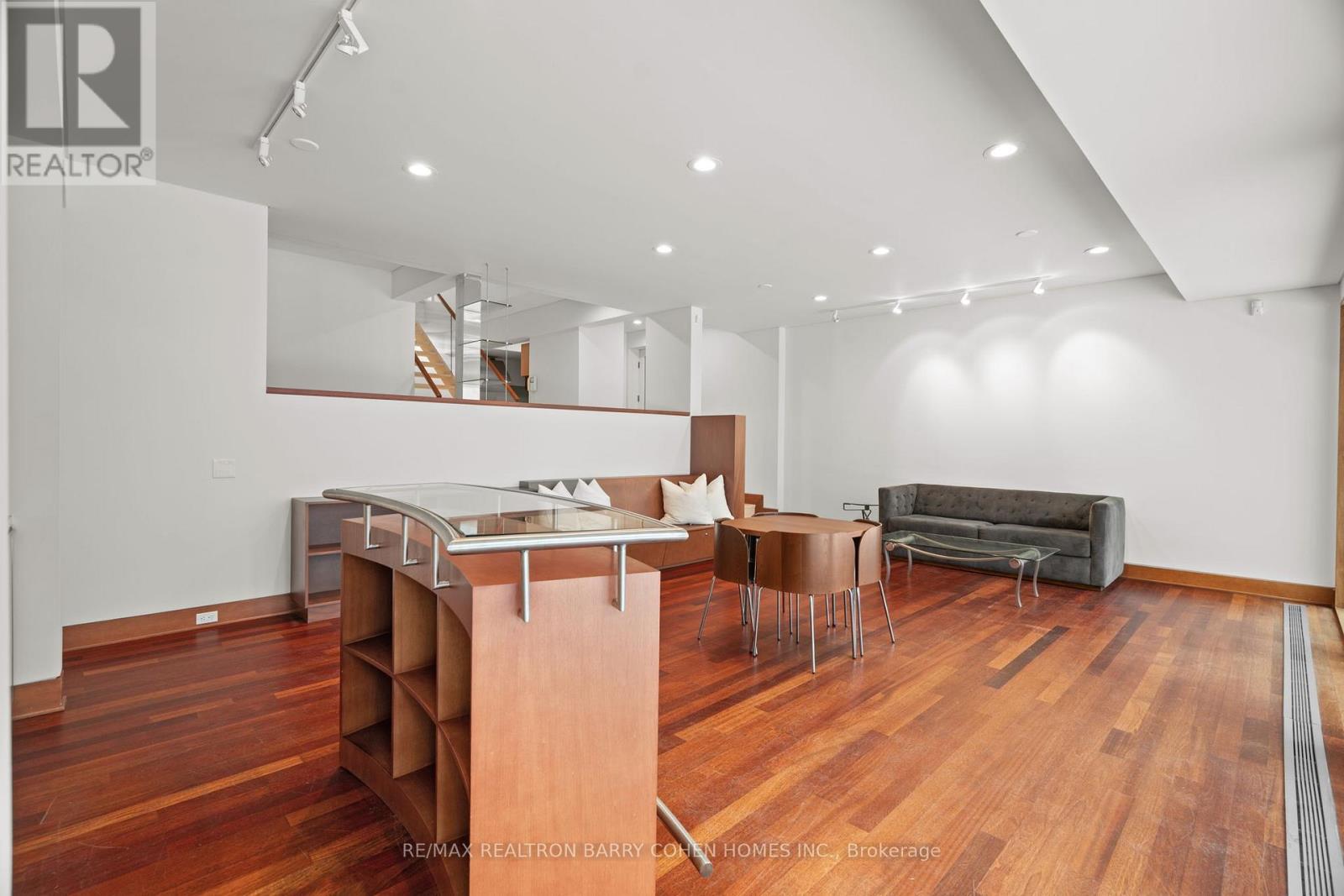 33 Fairway Heights Drive, Markham, Ontario  L3T 3A7 - Photo 29 - N12699012