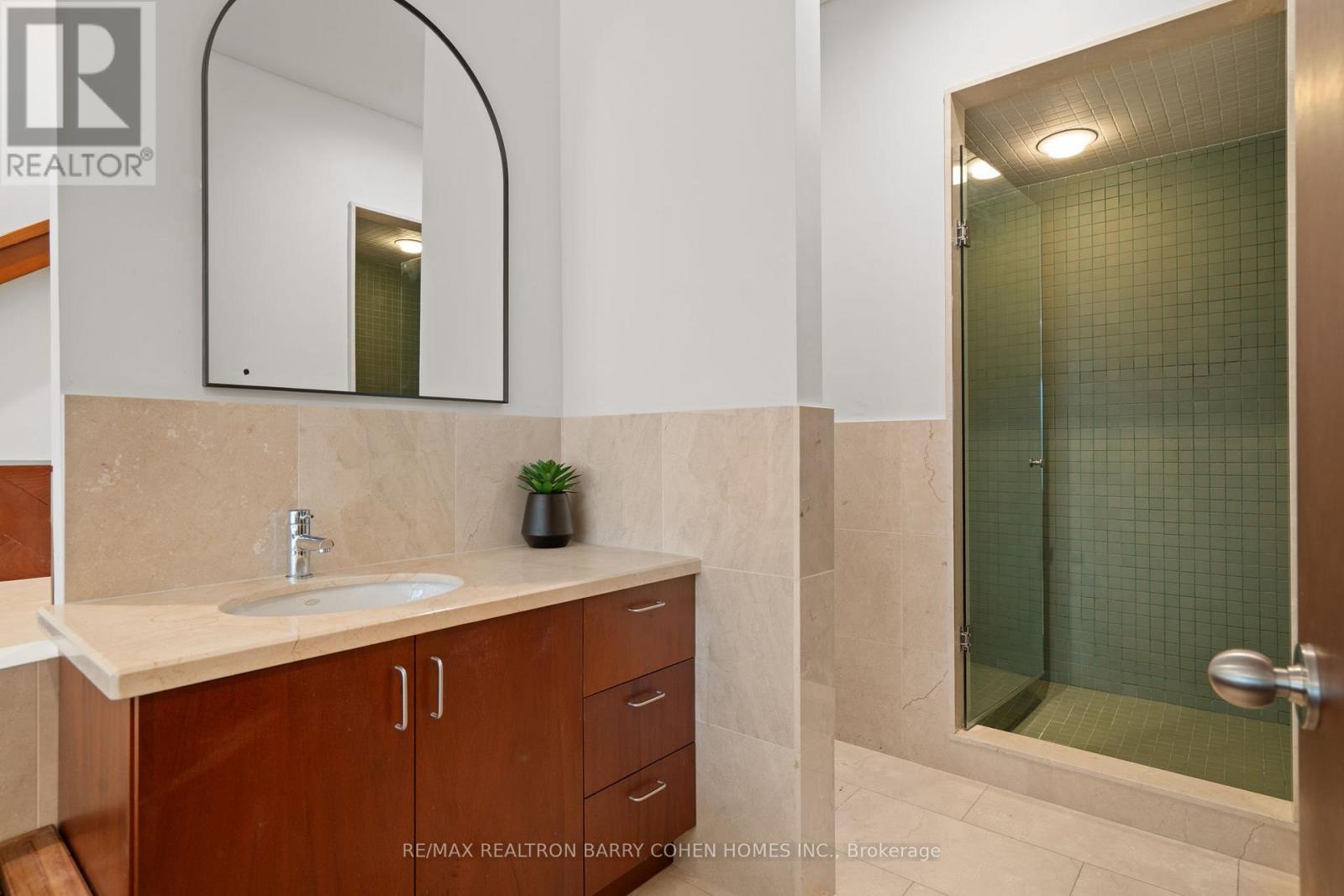 33 Fairway Heights Drive, Markham, Ontario  L3T 3A7 - Photo 31 - N12699012