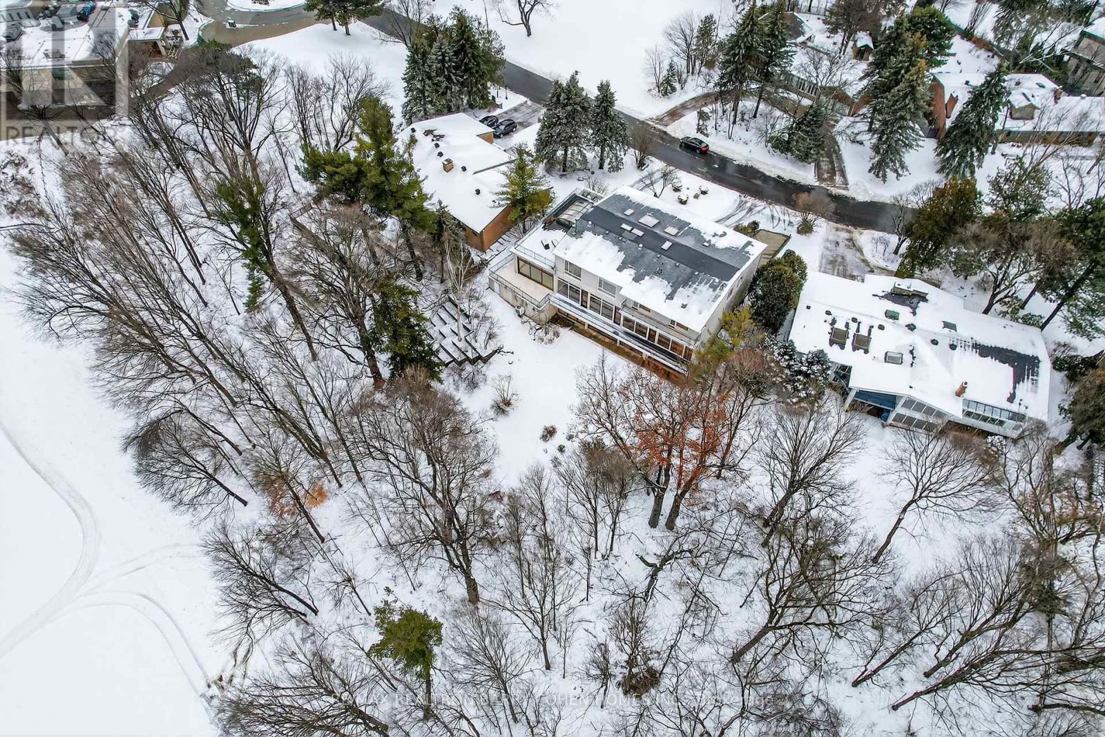 33 Fairway Heights Drive, Markham, Ontario  L3T 3A7 - Photo 34 - N12699012