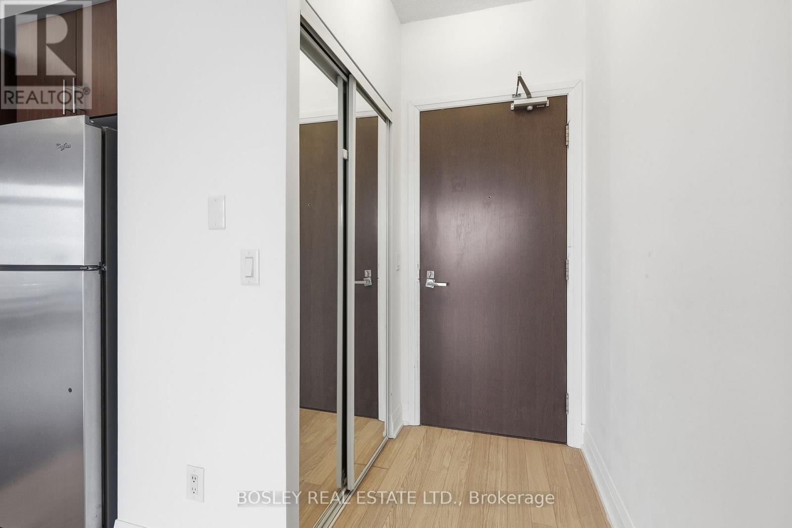 1509 - 75 North Park Road, Vaughan, Ontario  L4J 0H9 - Photo 14 - N12699070