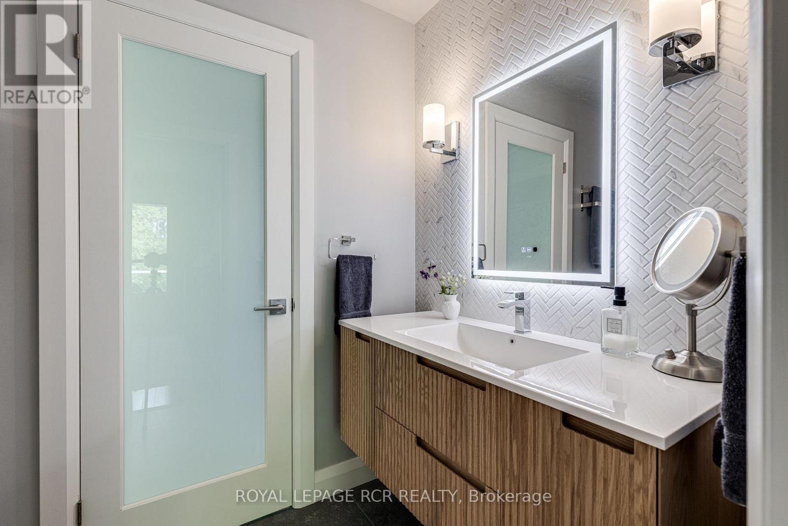 1 Lormik Drive, Uxbridge, Ontario  L9P 1R9 - Photo 17 - N12699152