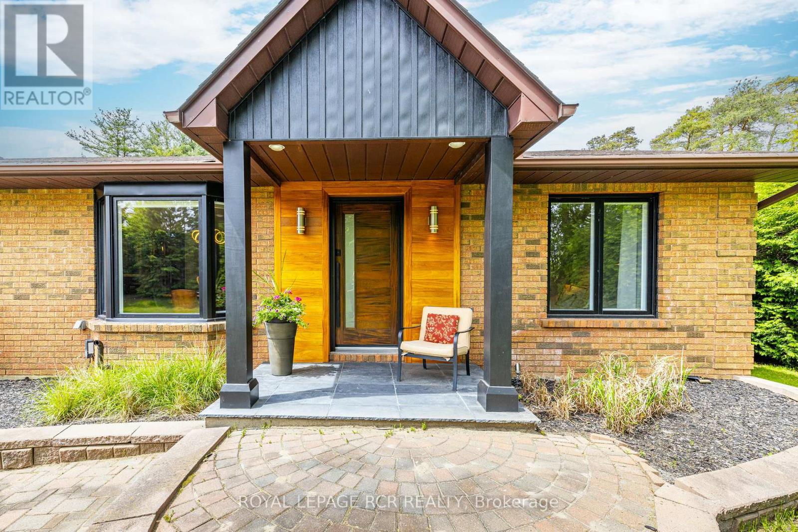 1 Lormik Drive, Uxbridge, Ontario  L9P 1R9 - Photo 3 - N12699152