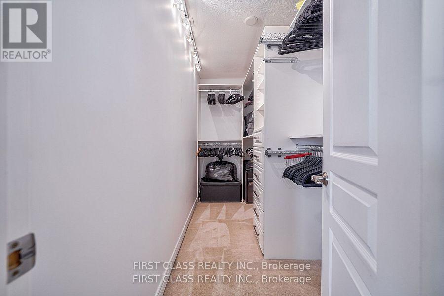 12 Glaceport Crescent, Markham, Ontario  L6C 3C3 - Photo 13 - N12699178