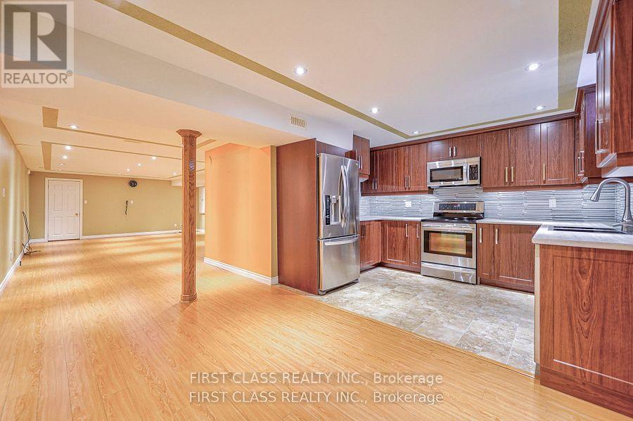 12 Glaceport Crescent, Markham, Ontario  L6C 3C3 - Photo 19 - N12699178