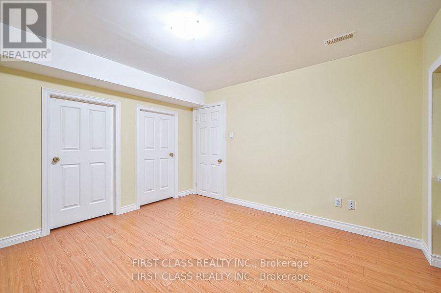 12 Glaceport Crescent, Markham, Ontario  L6C 3C3 - Photo 23 - N12699178