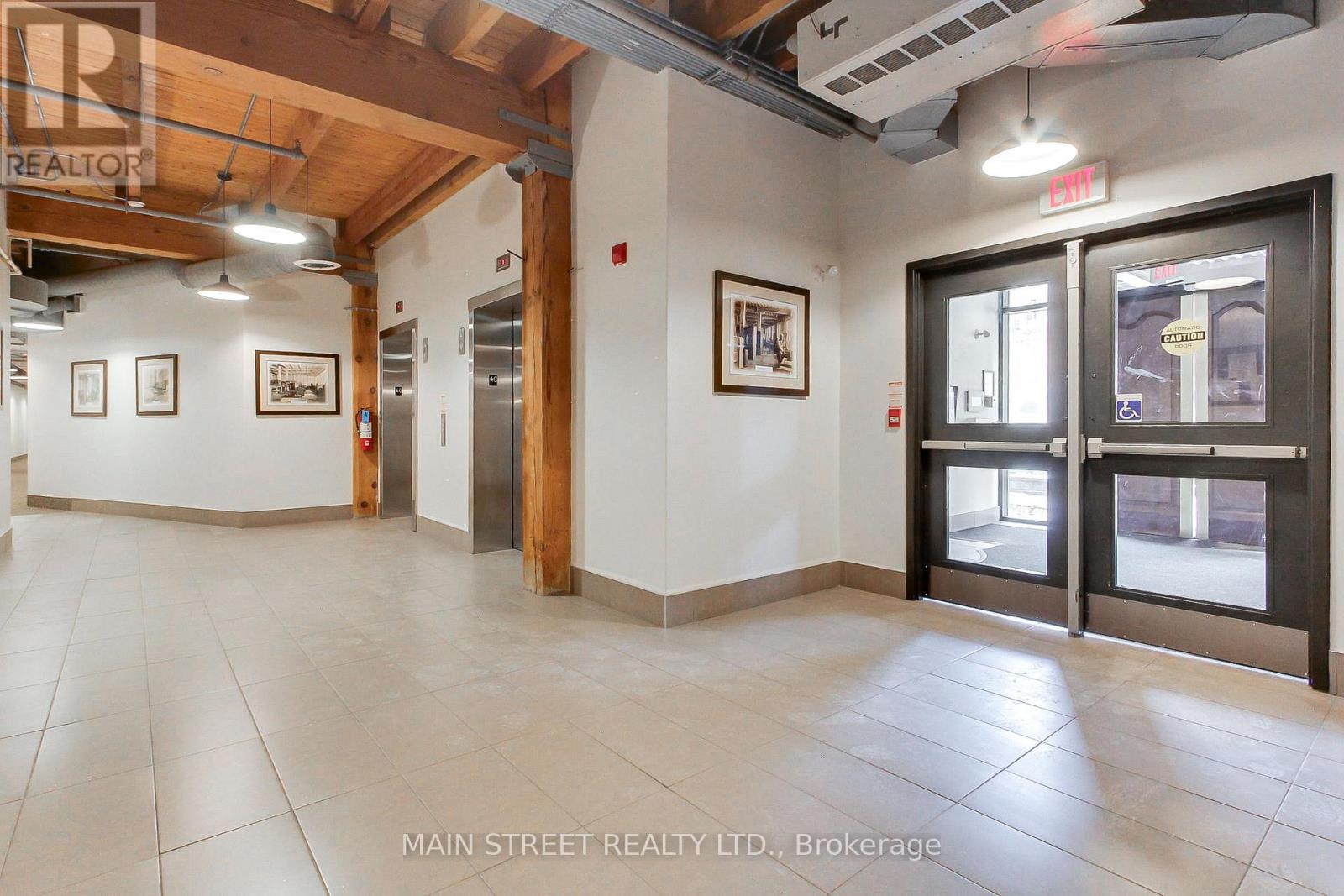 310 - 543 Timothy Street W, Newmarket, Ontario  L3Y 1R1 - Photo 5 - N12699262