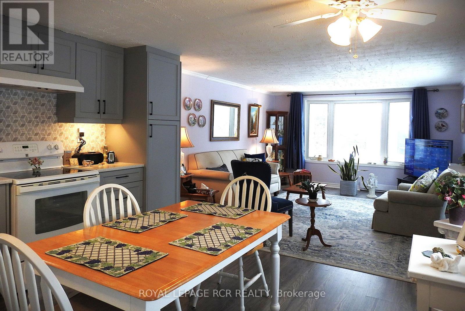 8 Claremont Crescent, Oro-Medonte, Ontario  L3V 0P9 - Photo 15 - S12699238