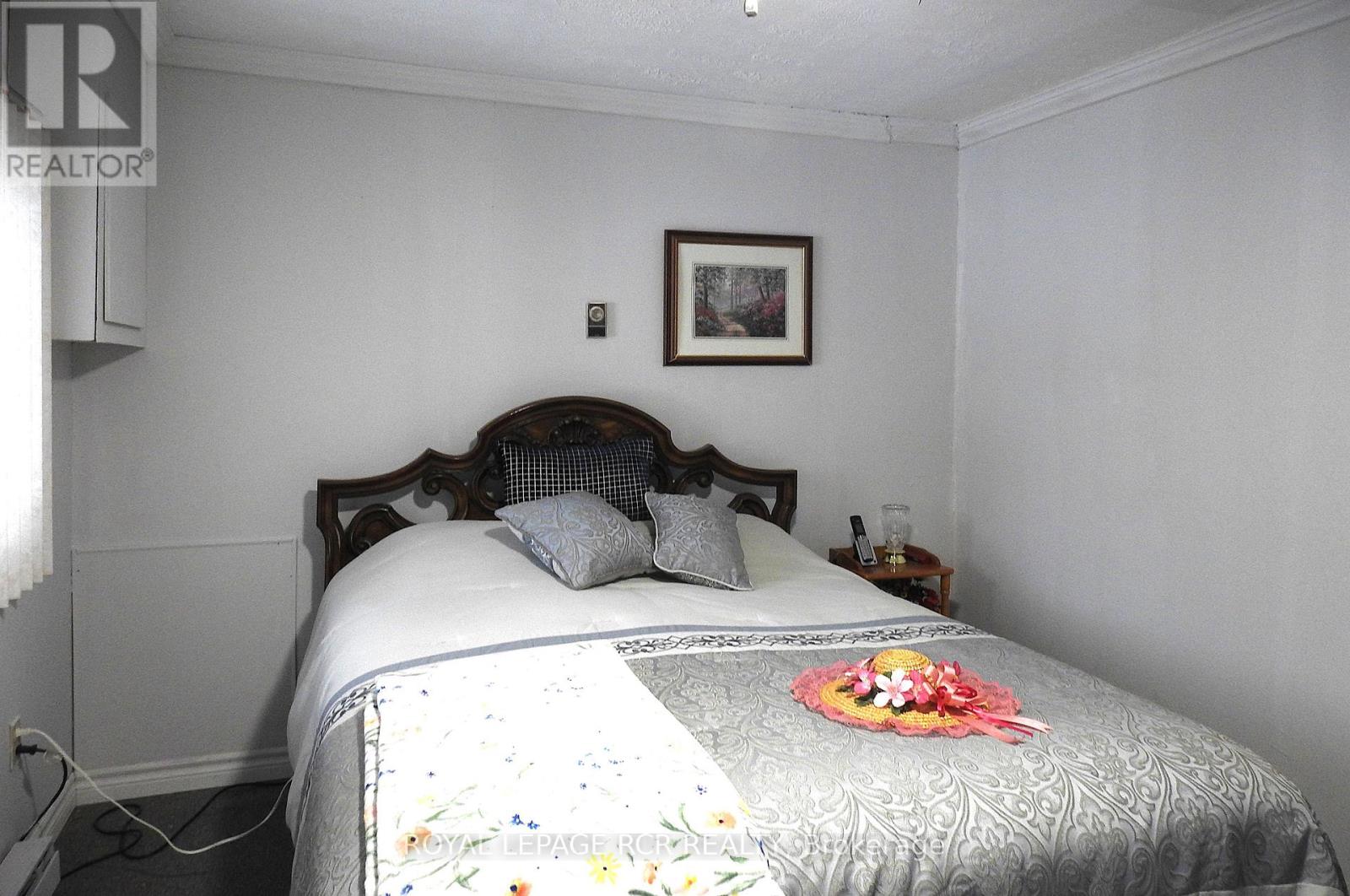 8 Claremont Crescent, Oro-Medonte, Ontario  L3V 0P9 - Photo 24 - S12699238