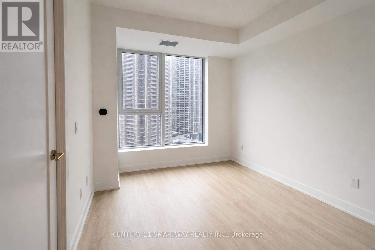 1205 - 60 Central Park Roadway, Toronto, Ontario  M9A 0E6 - Photo 17 - W12699048