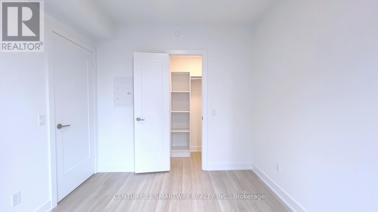 1205 - 60 Central Park Roadway, Toronto, Ontario  M9A 0E6 - Photo 21 - W12699048