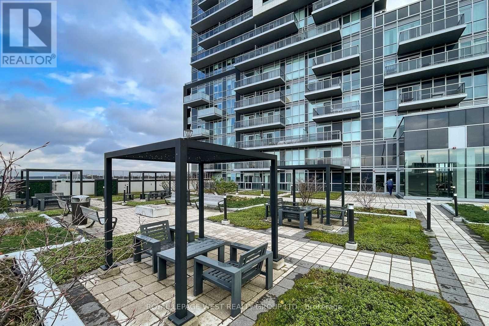 1002 - 2087 Fairview Street, Burlington, Ontario  L7R 0E5 - Photo 24 - W12699056