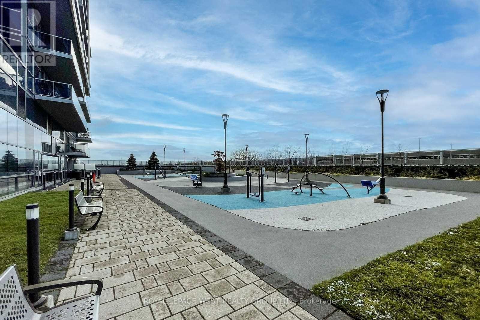 1002 - 2087 Fairview Street, Burlington, Ontario  L7R 0E5 - Photo 26 - W12699056