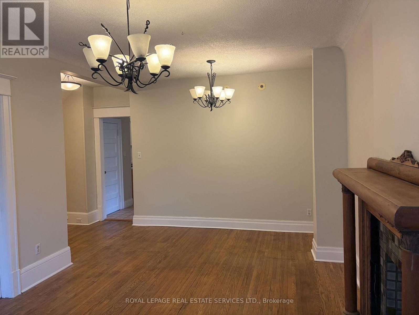 Main - 187 Geoffrey Street, Toronto, Ontario  M6R 1P6 - Photo 7 - W12699094