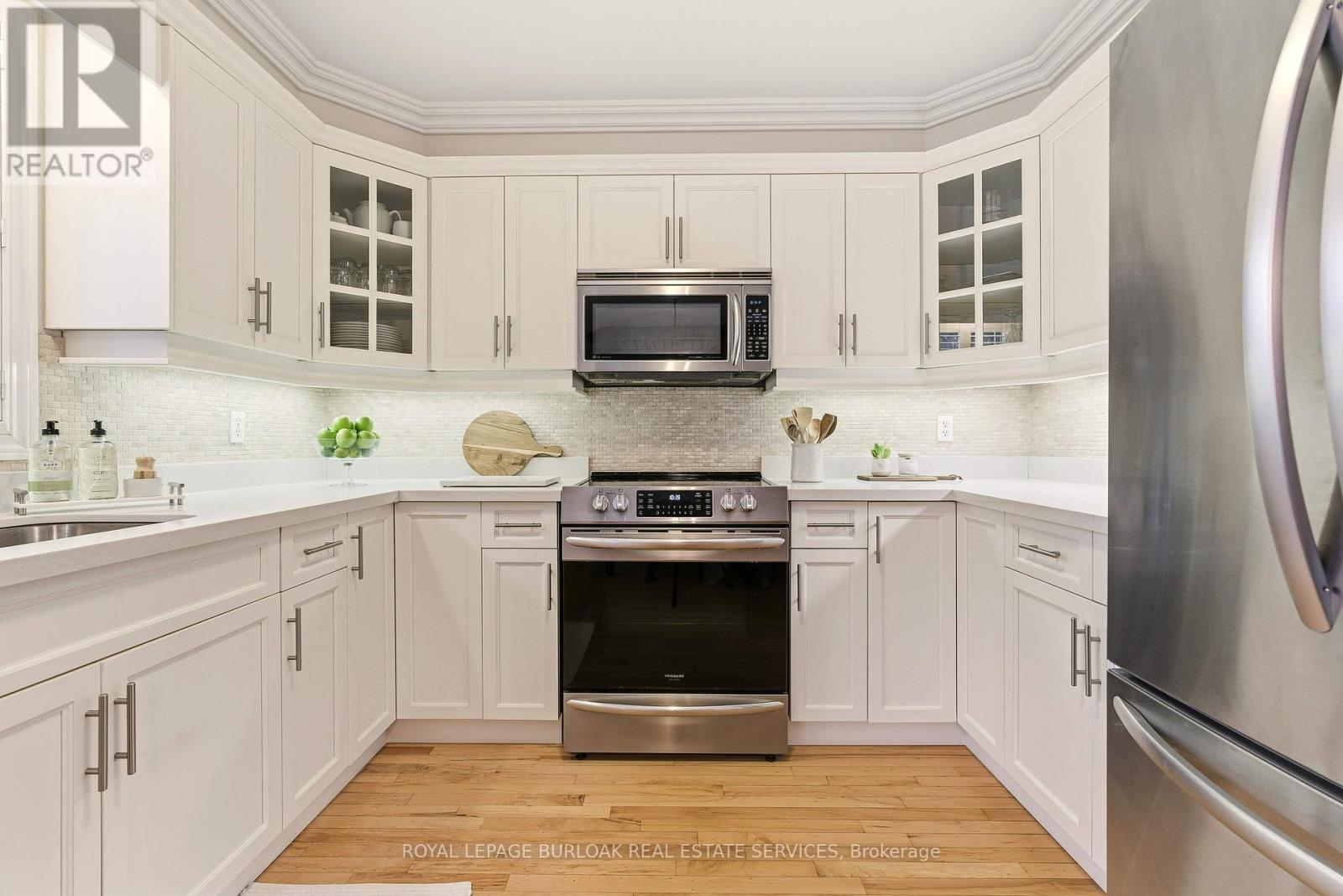 5205 Brada Crescent, Burlington, Ontario  L7L 6W4 - Photo 12 - W12699112