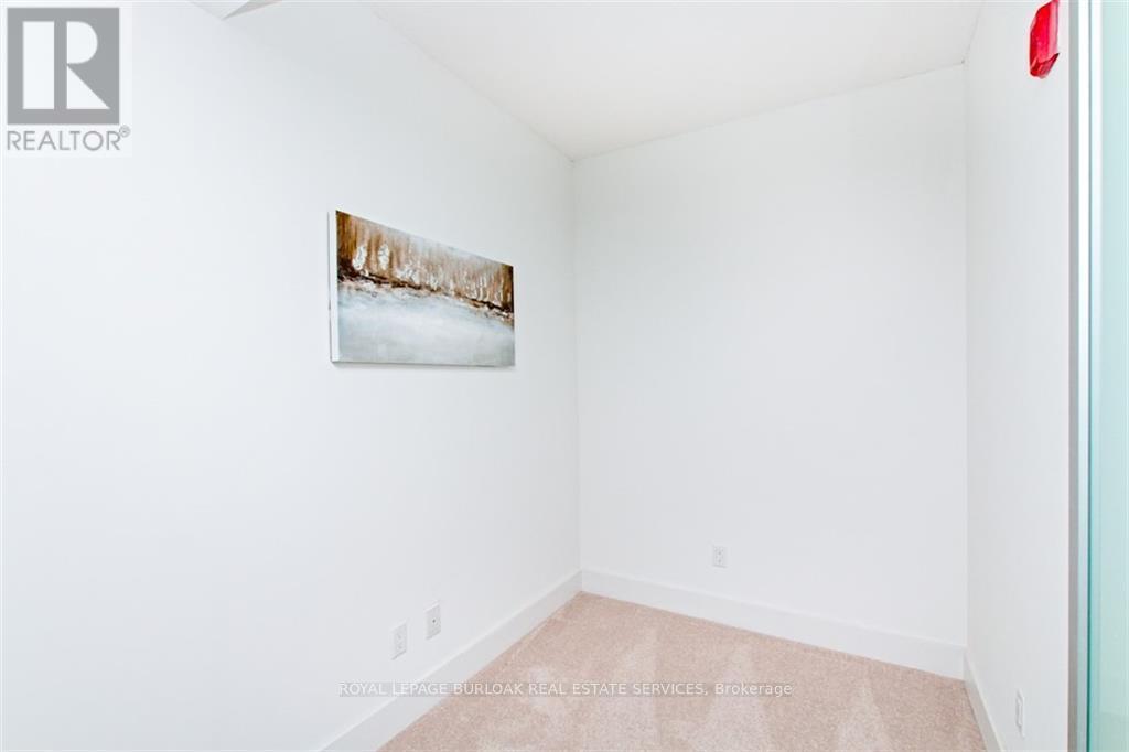 C216 - 5260 Dundas Street, Burlington (Orchard), Ontario  L7L 0J7 - Photo 10 - W12699128